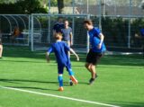 Laatste training S.K.N.W.K. JO11-1JM van seizoen 2022-2023 (partijtje tegen de ouders) (25/221)